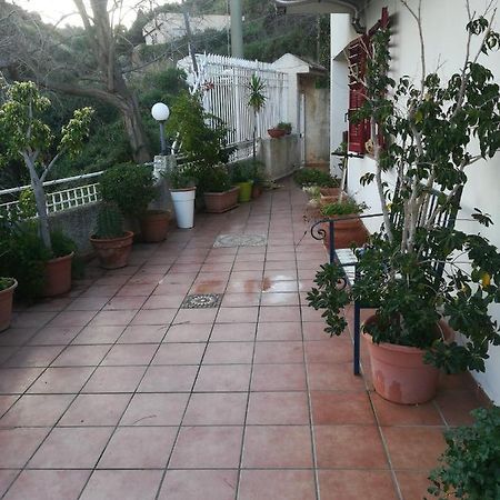 La Casa Delle Delizie Hotel Messina Bagian luar foto