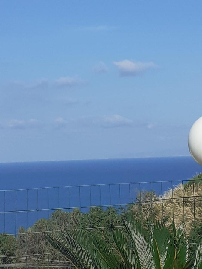 La Casa Delle Delizie Hotel Messina Bagian luar foto